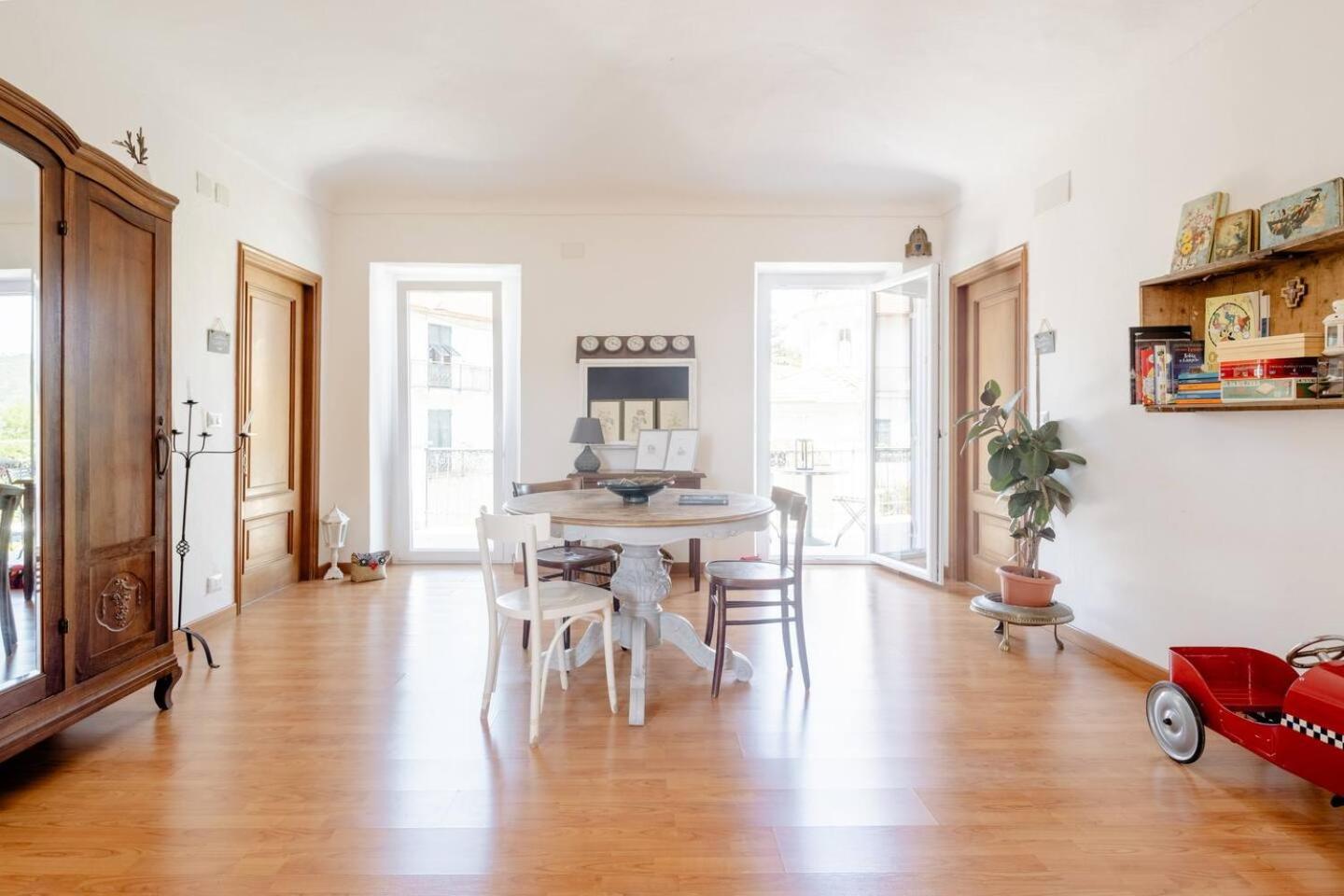 Villa Atris Borghetto di Vara Eksteriør billede